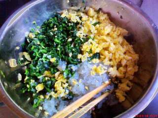 菠菜鸡蛋素水饺的做法步骤：6