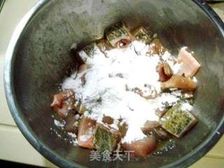 私家小炒“炸烹鳜鱼球”的做法步骤：6