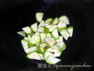 西葫芦焖烧肉的做法步骤:3