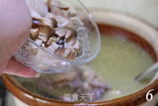 秋寒霜降喝汤暖胃 山笋野菌土鸡汤的做法步骤:6