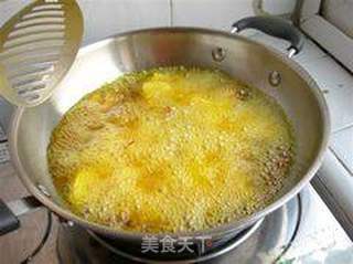拔丝地瓜的做法步骤:5