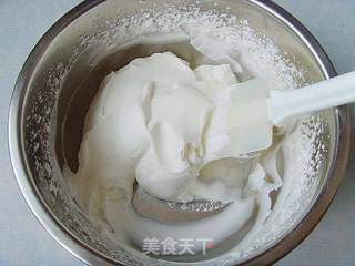 爱的延续:草莓慕斯蛋糕的做法步骤:10