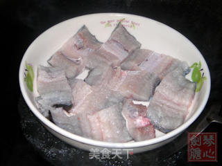 烤鳗鱼的做法步骤:2
