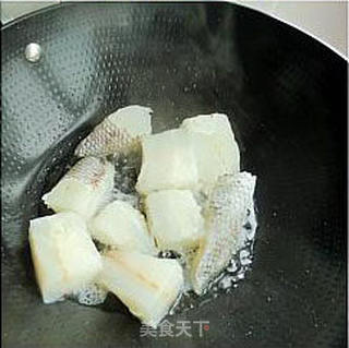 家常补钙菜肴----鳕鱼炖豆腐的做法步骤:3