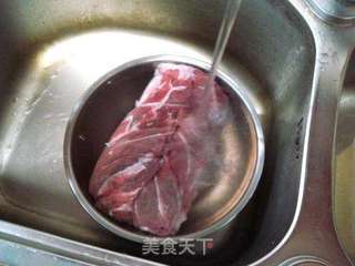 家庭版月盛斋风味“酱牛肉、卤羊肉”的做法步骤：2