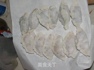 新手上双馅饺子喽！的做法步骤：9