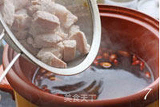 清热润肺去燥降火 【雪梨南杏里脊汤】的做法步骤:7