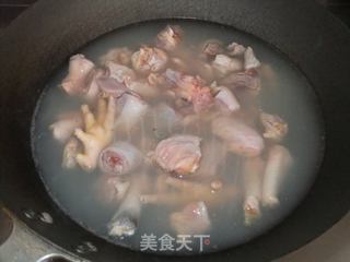 炖鸡汤的做法步骤：4
