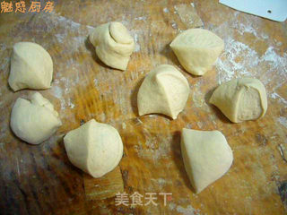 美味鲜奶口袋饼的做法步骤:6
