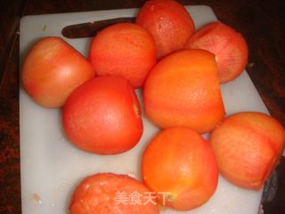 番茄烧牛肉的做法步骤：1