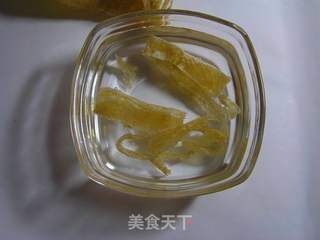 滋补汤水-花胶西洋参炖瘦肉汤的做法步骤：2