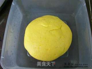 晒晒我的礼物~搅拌器@@可爱南瓜面包的做法步骤:4