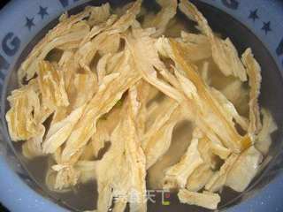 “煮男日记”（三十三）红葱头蒸腐竹（图）的做法步骤：1