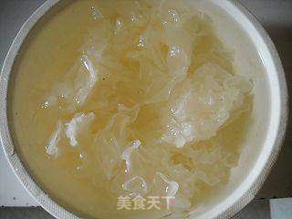 贡柑炖银耳的做法步骤:2