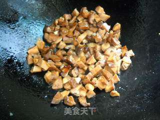干煸花菇的做法步骤:3