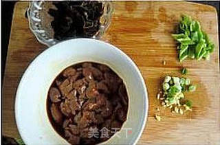 山药炒腰花的做法步骤:3