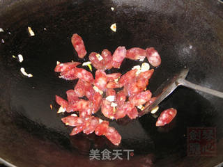 【美丽我做主】--腊肠炒猪乸菜的做法步骤:3