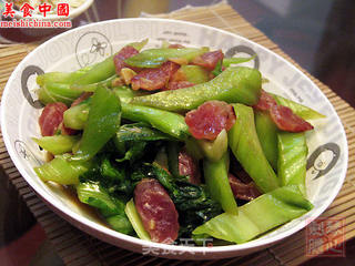 【美丽我做主】--腊肠炒猪乸菜的做法步骤:6