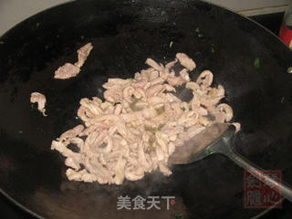 猪板根炒蕨菜的做法步骤:6