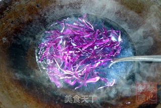 【炸酱面:我家新味道】随意版炸酱面的做法步骤:4