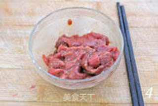 湖北特色风味小吃 牛肉炒豆丝的做法步骤：4