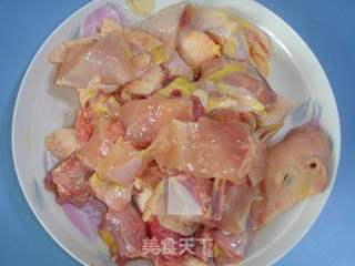花胶红枣炖鸡的做法步骤:2