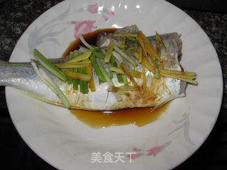 清蒸黄花鱼的做法步骤：4
