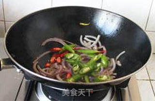 绝好的家常下饭小菜—豉椒小银鱼的做法步骤:7