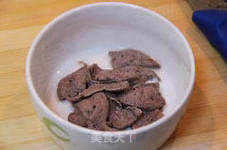 宝宝餐系列:胡萝卜猪肝面-如何处理猪肝?的做法步骤:5