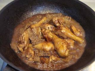 烤麸焖鸡腿的做法步骤:8