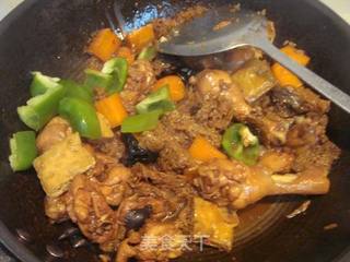 烤麸焖鸡腿的做法步骤:10