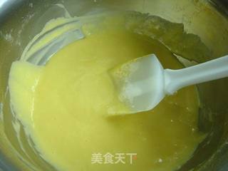 草莓奶油生日蛋糕的做法步骤:4