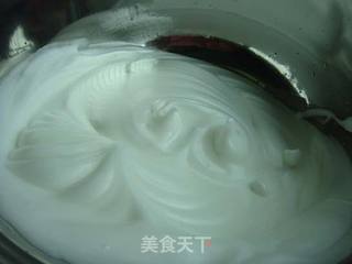 草莓奶油生日蛋糕的做法步骤:5