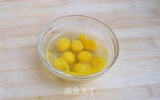 美容佳品—枸杞酒酿炖蛋的做法步骤:4