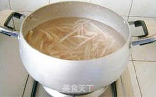 水晶肉皮冻的做法步骤:9