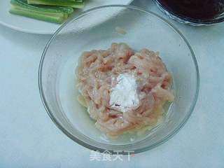 京酱肉丝的做法步骤:7