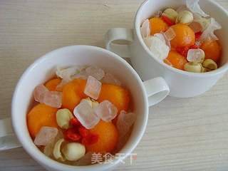 丰胸圣品----木瓜银耳炖牛奶的做法步骤:4