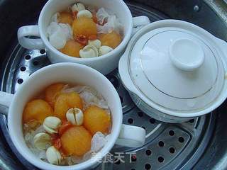丰胸圣品----木瓜银耳炖牛奶的做法步骤:5