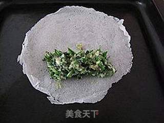 韭菜肉馅春卷的做法步骤：5