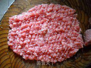 荠菜鲜肉馄饨的做法步骤:2