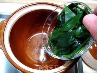 家常养生汤“砂锅排骨海带汤”的做法步骤：6
