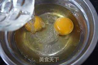 给宝宝的--嫩滑鸡蛋羹的做法步骤:3