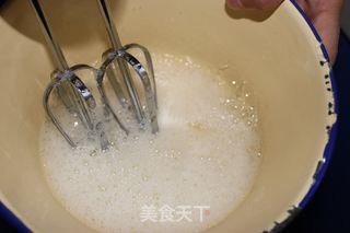奶香四溢天使蛋糕的做法步骤：4