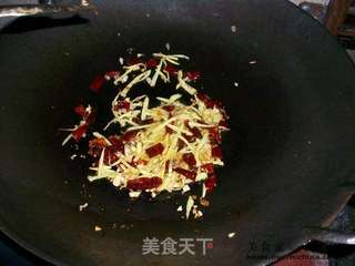家常菜肴@@蒜苗炒烧肉的做法步骤：5