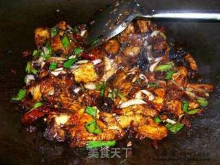 家常菜肴@@蒜苗炒烧肉的做法步骤：9