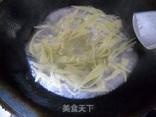 韭汁柳叶面的做法步骤：11