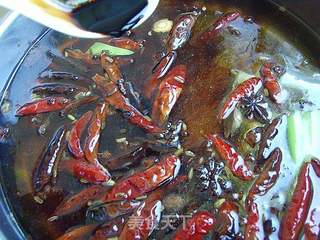 麻辣鸭脖的做法步骤:5