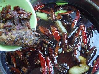 麻辣鸭脖的做法步骤:6