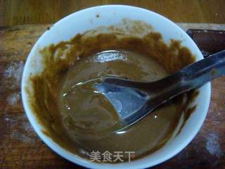 香酥麻酱手撕饼的做法步骤：1
