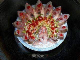 清蒸鳊鱼的做法步骤:9